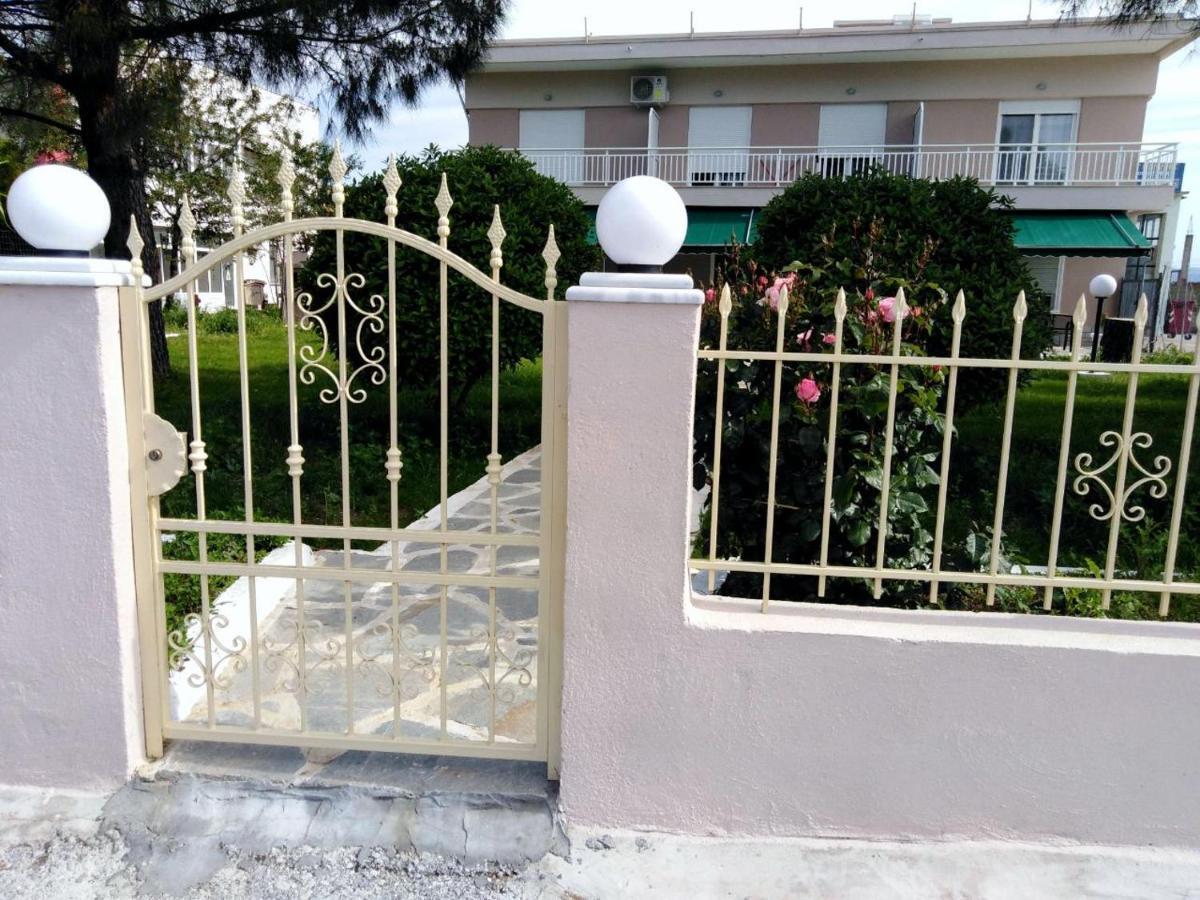 Ferienwohnung Cozy&Modern Komotini Exterior foto